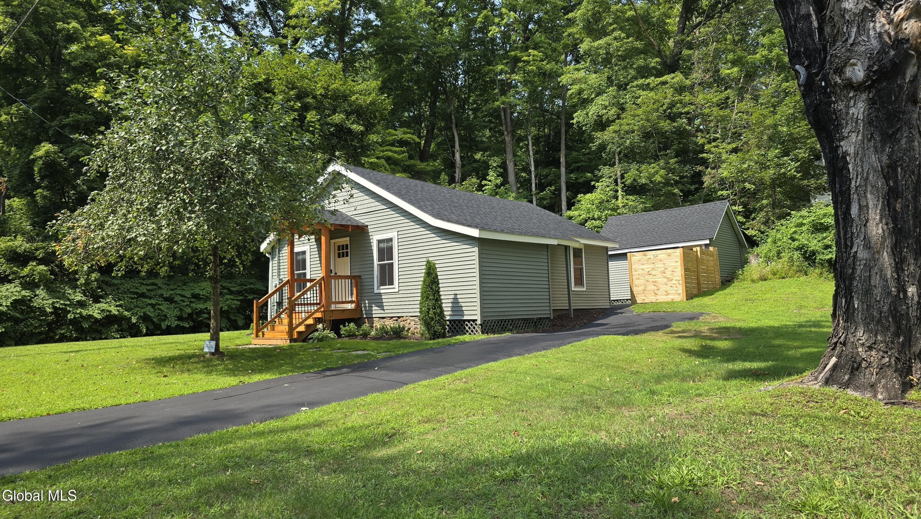 24 Mohican Road Bolton Landing NY 12814