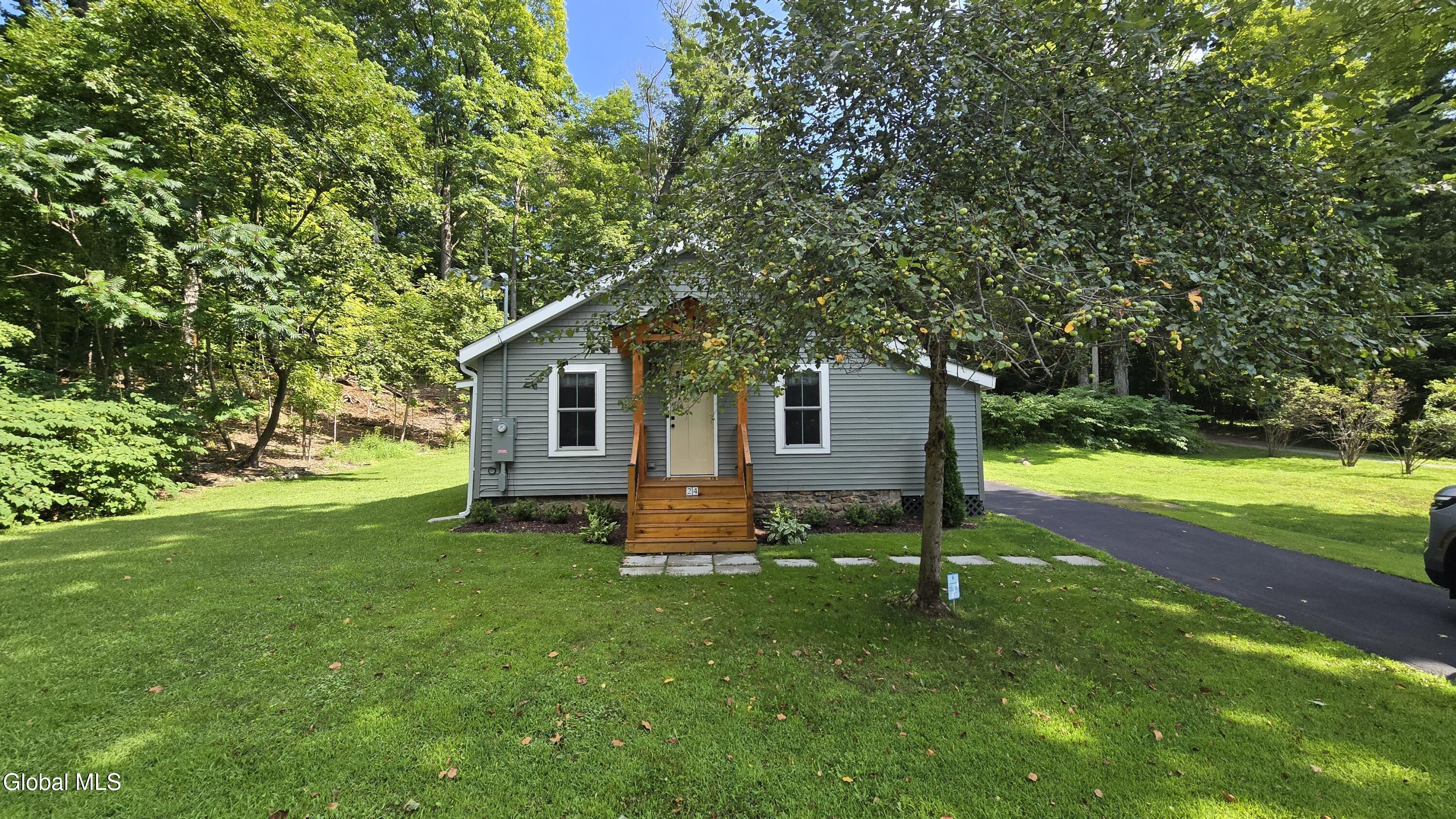 24 Mohican Road Bolton Landing NY 12814