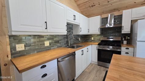 24 Mohican Road Bolton Landing NY 12814
