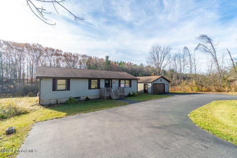 3429 Currybush Road Schenectady NY 12306