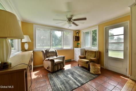 10 Eastland Avenue Gloversville NY 12078