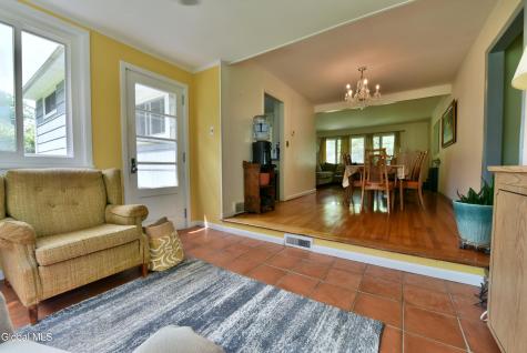 10 Eastland Avenue Gloversville NY 12078