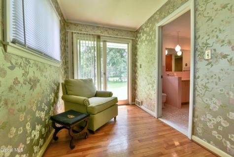 10 Eastland Avenue Gloversville NY 12078