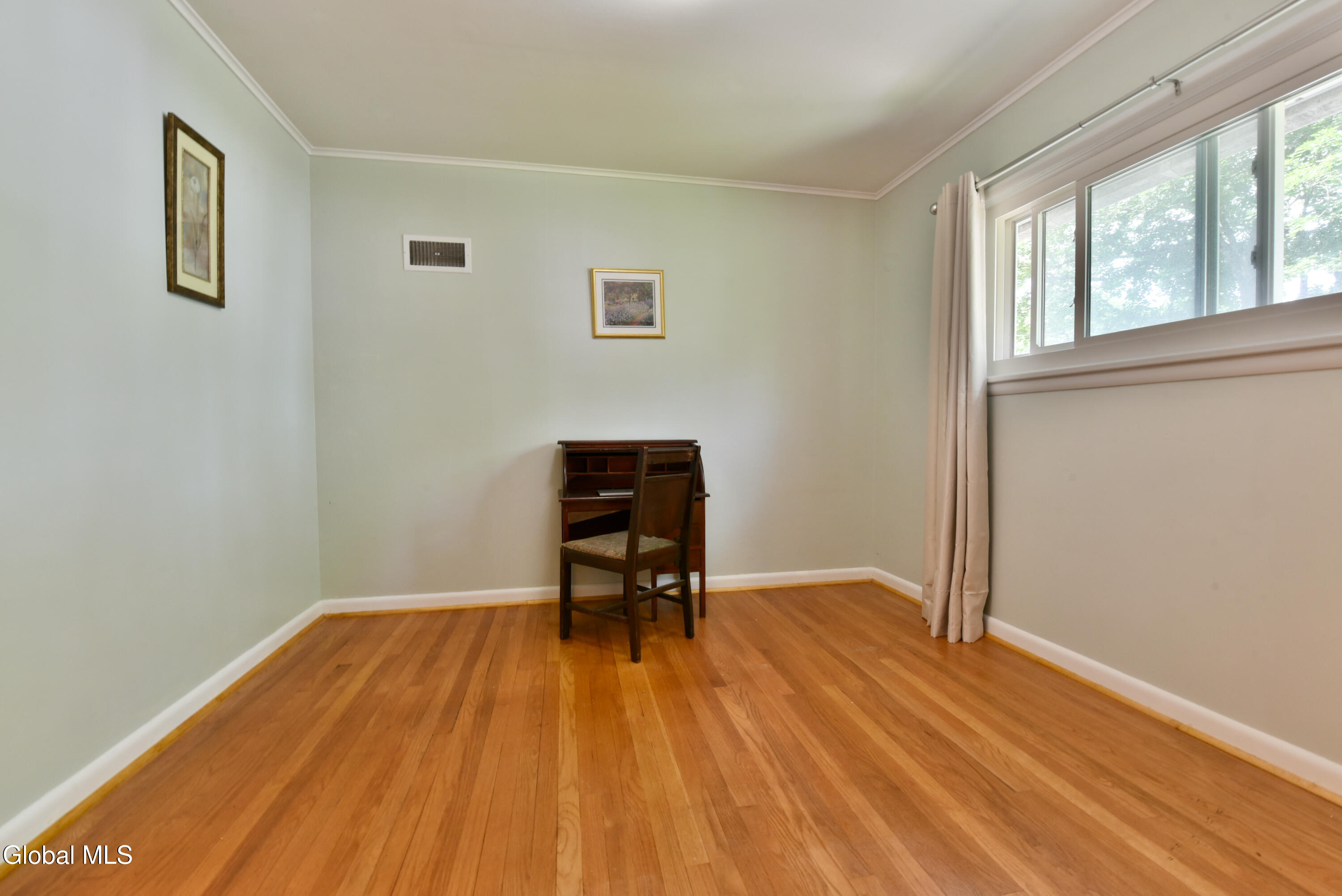 10 Eastland Avenue Gloversville NY 12078