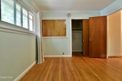 10 Eastland Avenue Gloversville NY 12078