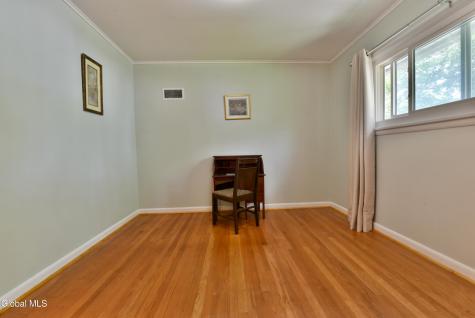 10 Eastland Avenue Gloversville NY 12078