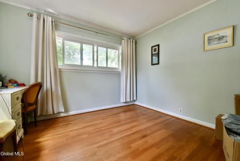 10 Eastland Avenue Gloversville NY 12078
