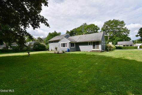 10 Eastland Avenue Gloversville NY 12078