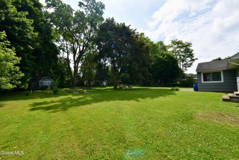 10 Eastland Avenue Gloversville NY 12078
