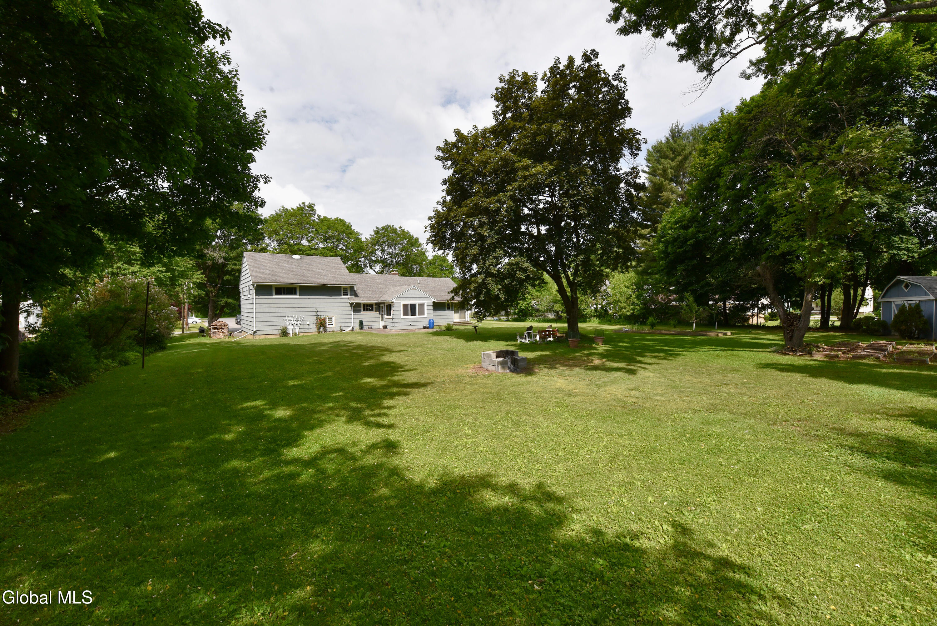 10 Eastland Avenue Gloversville NY 12078