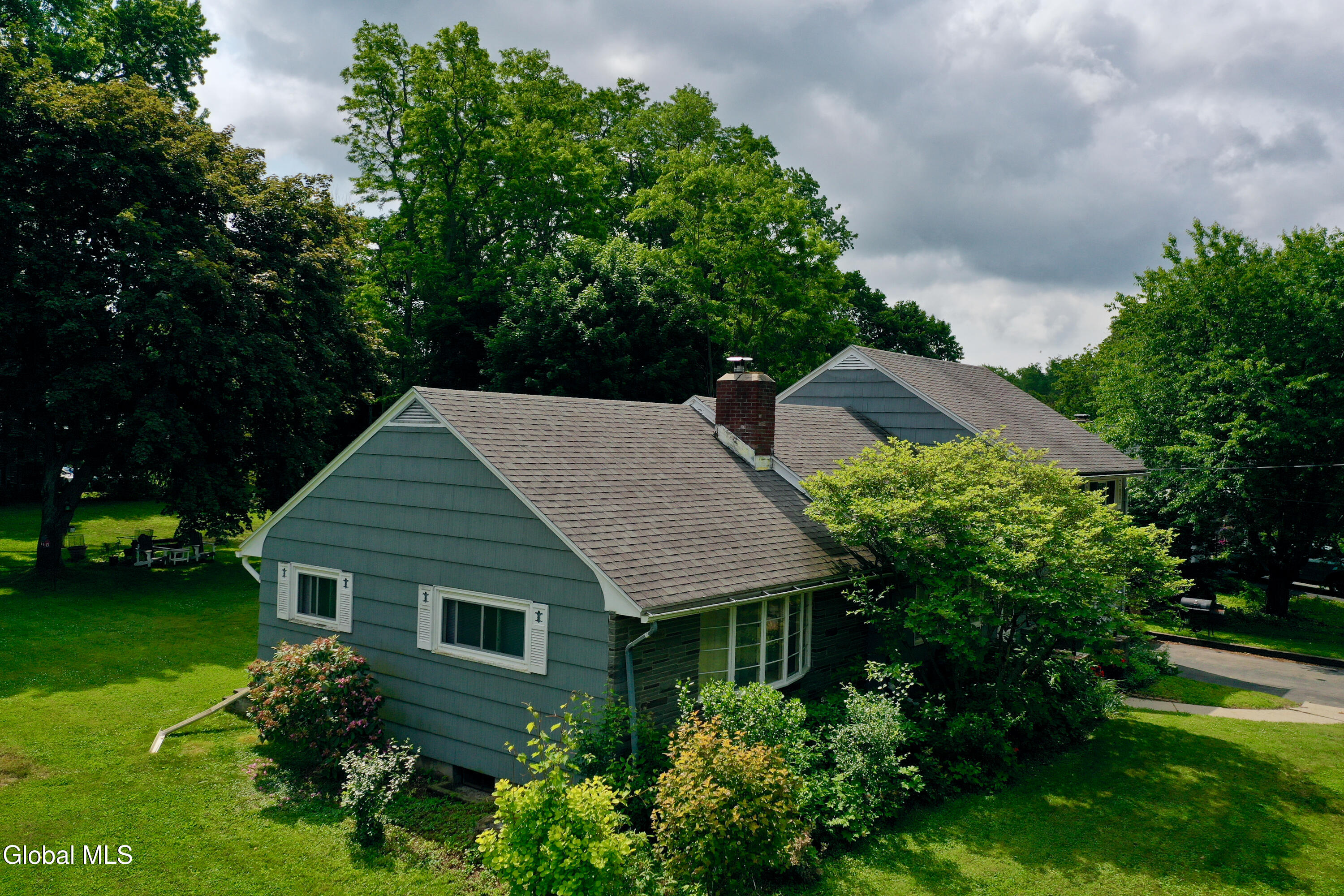 10 Eastland Avenue Gloversville NY 12078