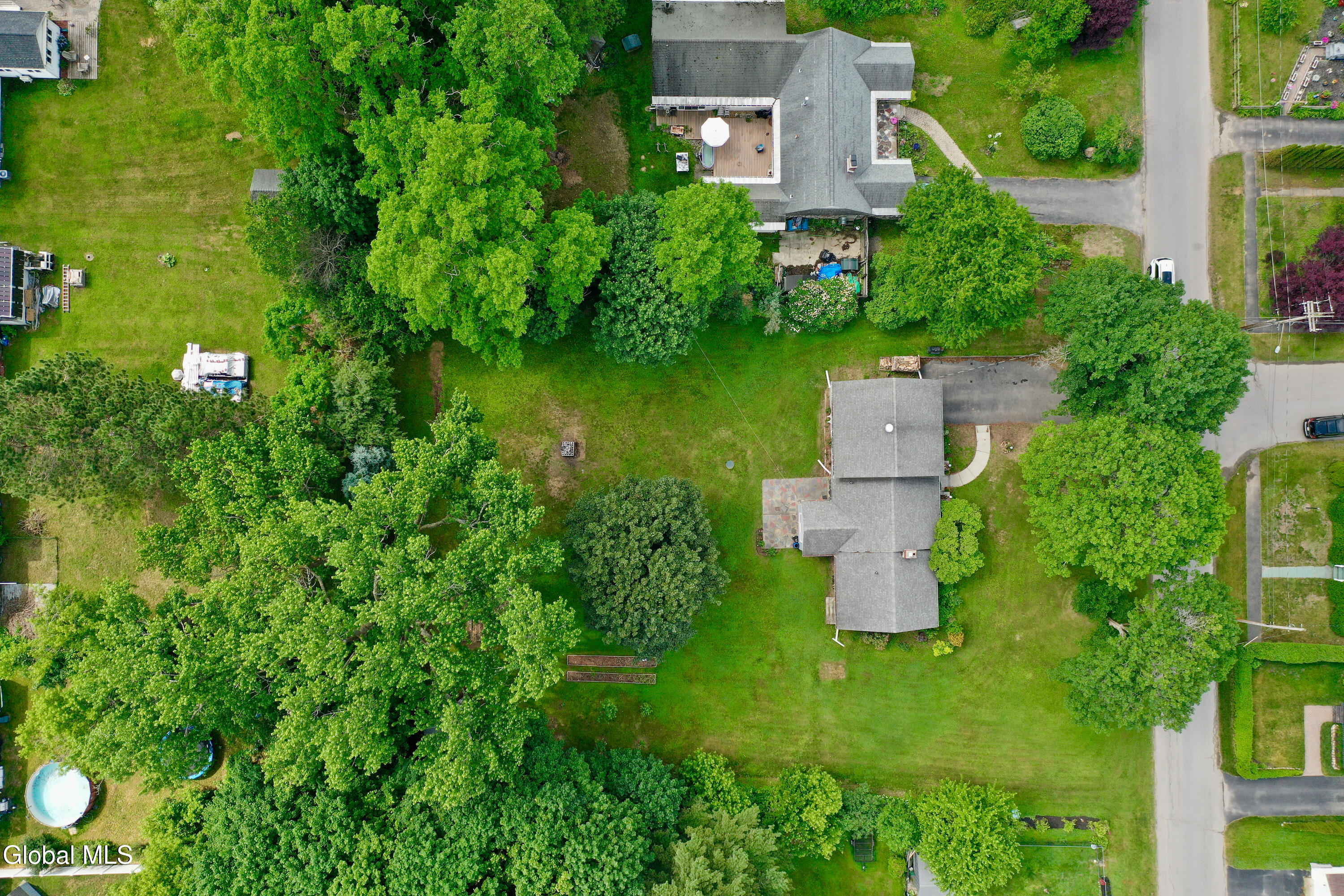 10 Eastland Avenue Gloversville NY 12078
