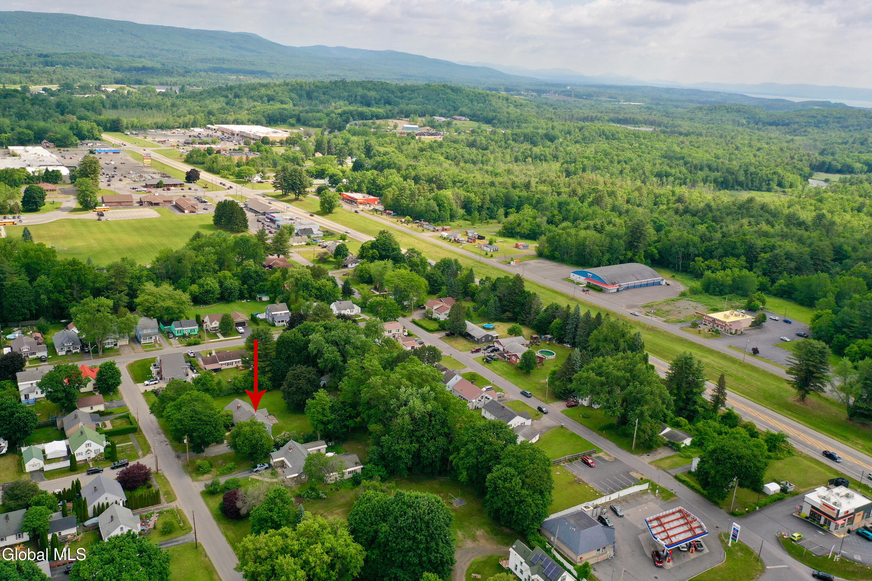 10 Eastland Avenue Gloversville NY 12078