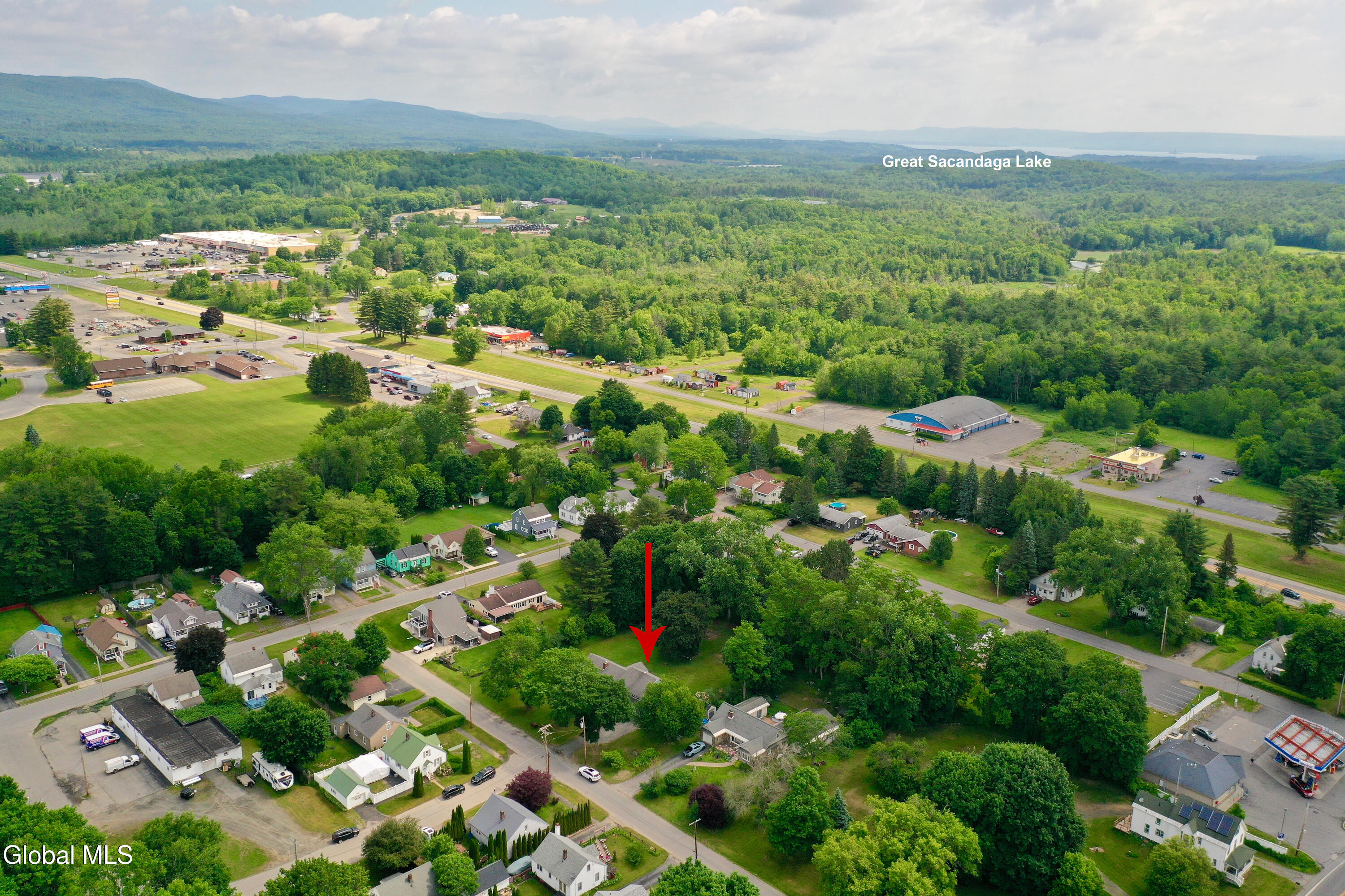 10 Eastland Avenue Gloversville NY 12078