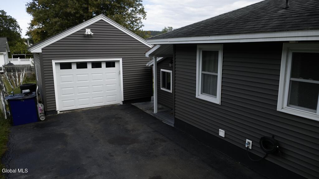 9 7th Avenue Whitehall NY 12887