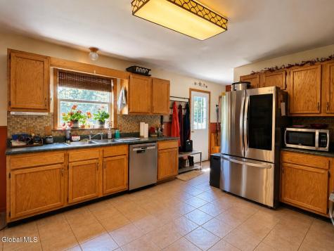 1225 Goldfoot Road Schenectady NY 12302