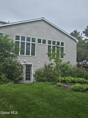 2122 Orchard Park Drive Niskayuna NY 12309