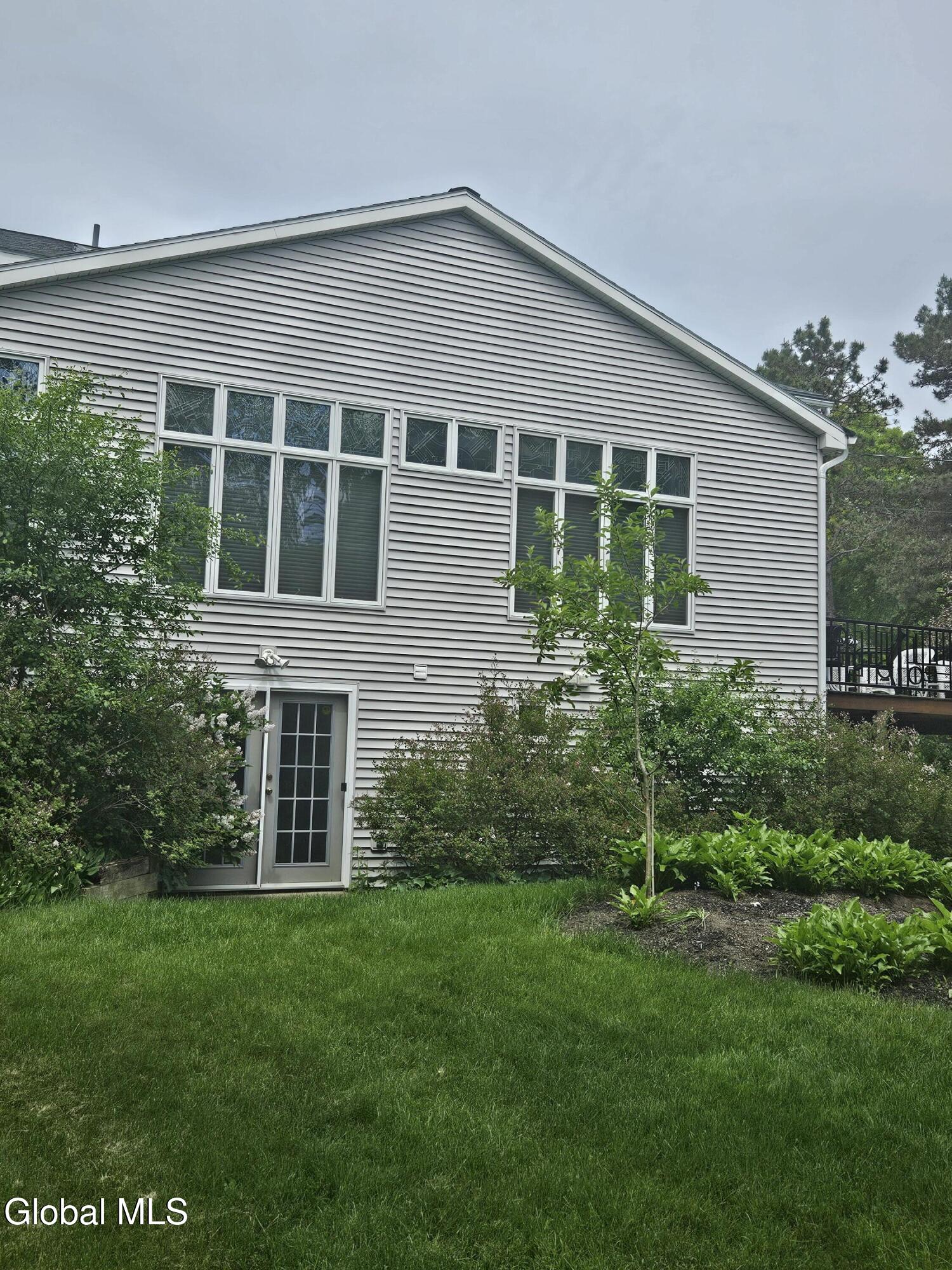 2122 Orchard Park Drive Niskayuna NY 12309