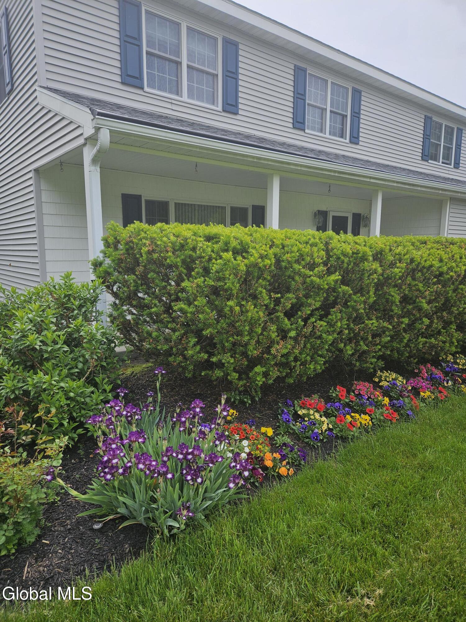 2122 Orchard Park Drive Niskayuna NY 12309
