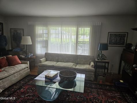 2122 Orchard Park Drive Niskayuna NY 12309