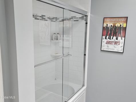 2122 Orchard Park Drive Niskayuna NY 12309