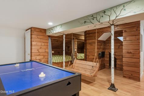 15 Thoroughbred Drive Saratoga Springs NY 12866