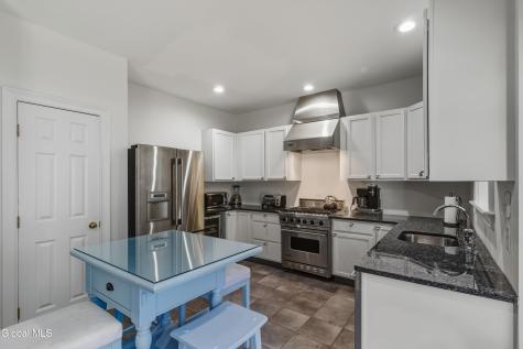 15 Thoroughbred Drive Saratoga Springs NY 12866