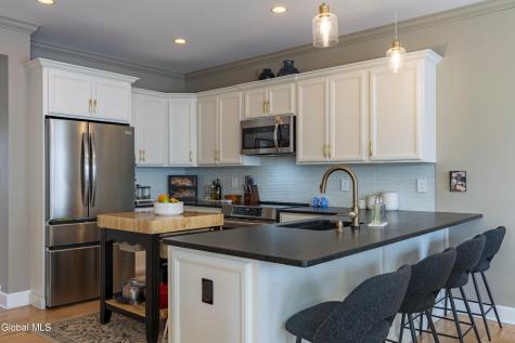 10 Maria Lane Saratoga Springs NY 12866