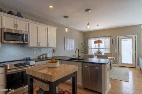 10 Maria Lane Saratoga Springs NY 12866