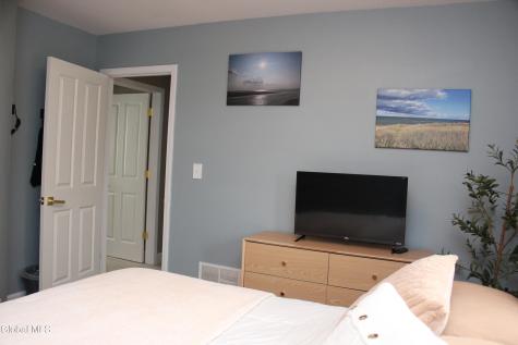 10 Maria Lane Saratoga Springs NY 12866