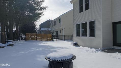 10 Maria Lane Saratoga Springs NY 12866