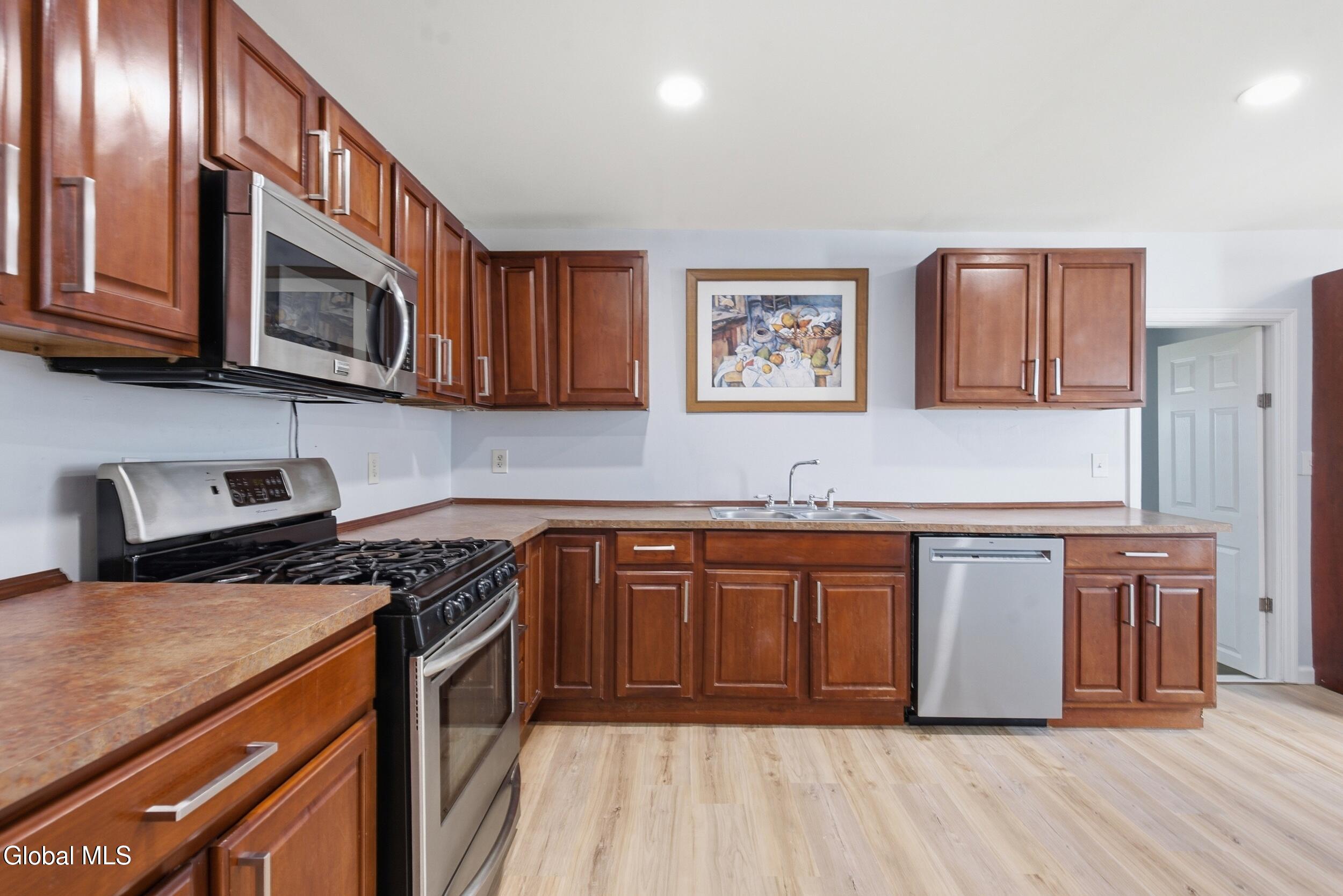 10 Morton Street Glens Falls NY 12801