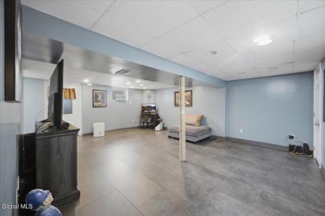 31 Maine Avenue Rensselaer NY 12144