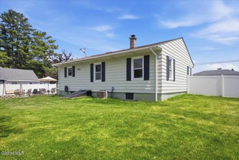 31 Maine Avenue Rensselaer NY 12144