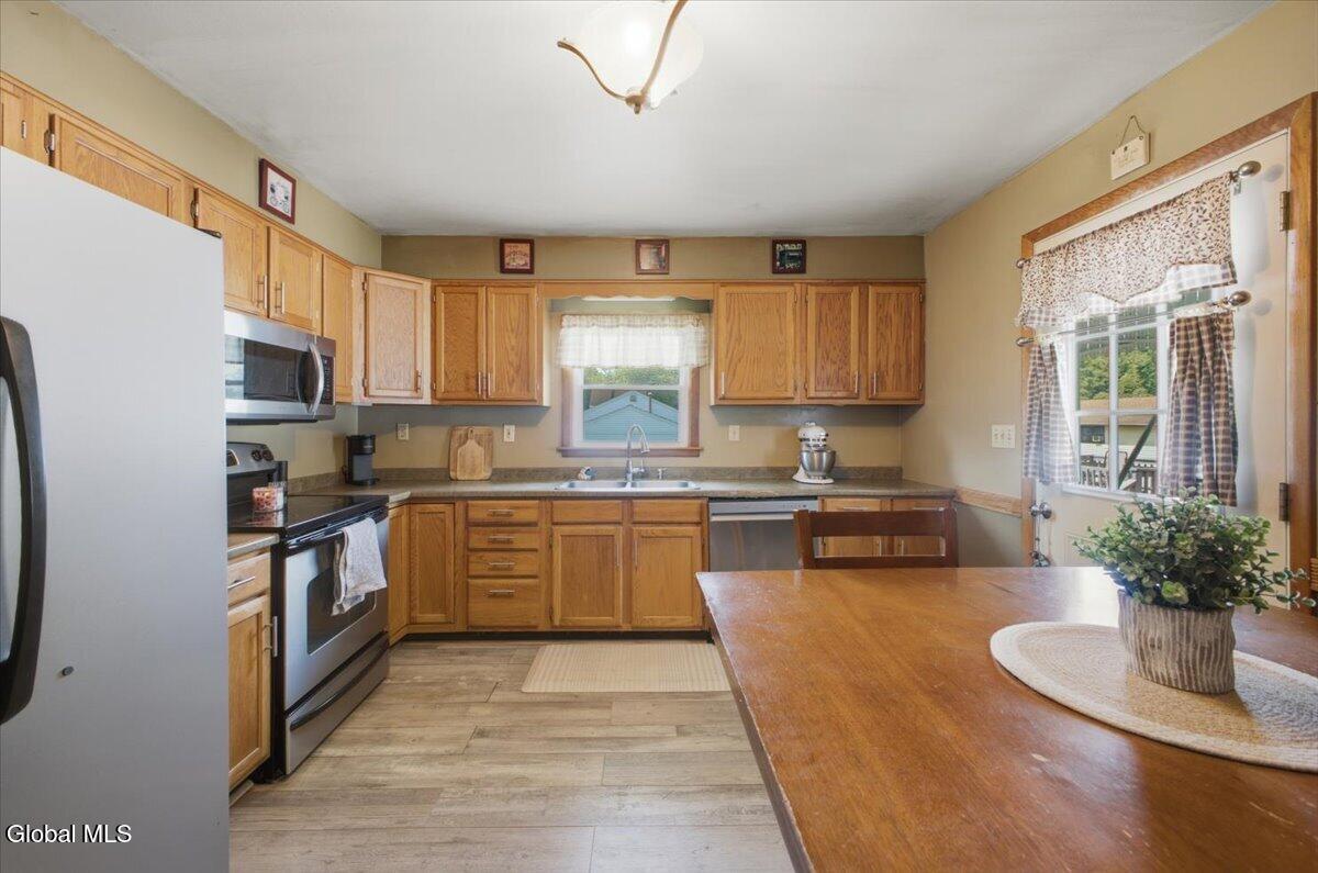 31 Maine Avenue Rensselaer NY 12144