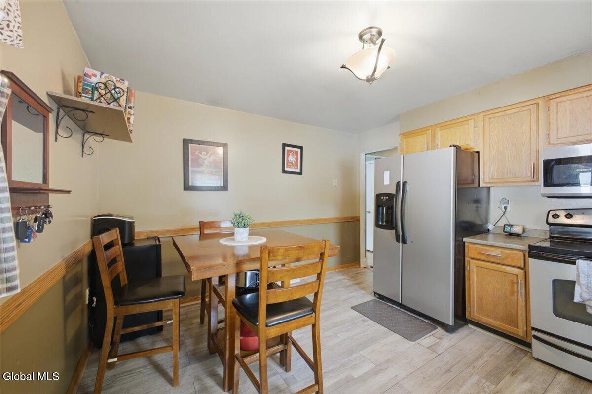 31 Maine Avenue Rensselaer NY 12144