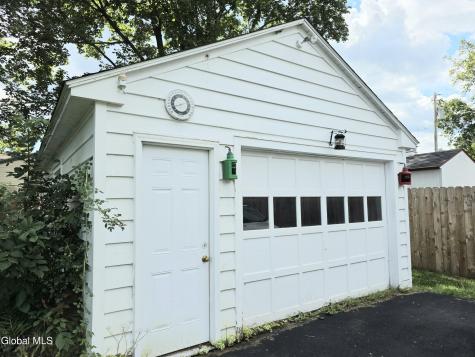 615 Sanders Avenue Scotia NY 12302