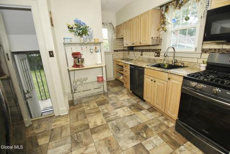 24 Madison Avenue Albany NY 12205