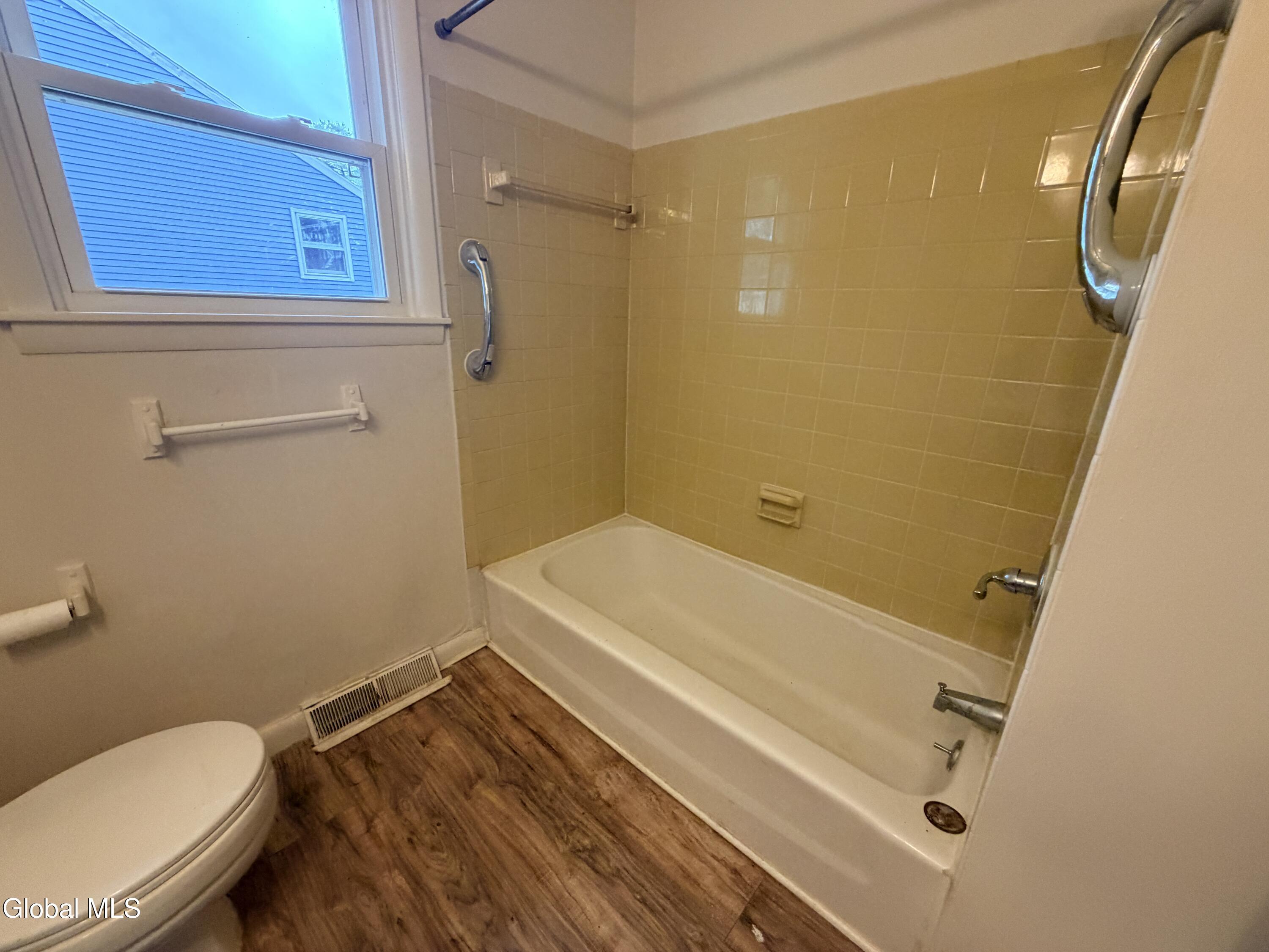 11 Pershing Drive Latham NY 12110