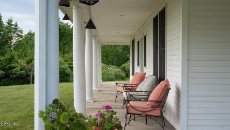 45 Stonebridge Way Poestenkill NY 12140