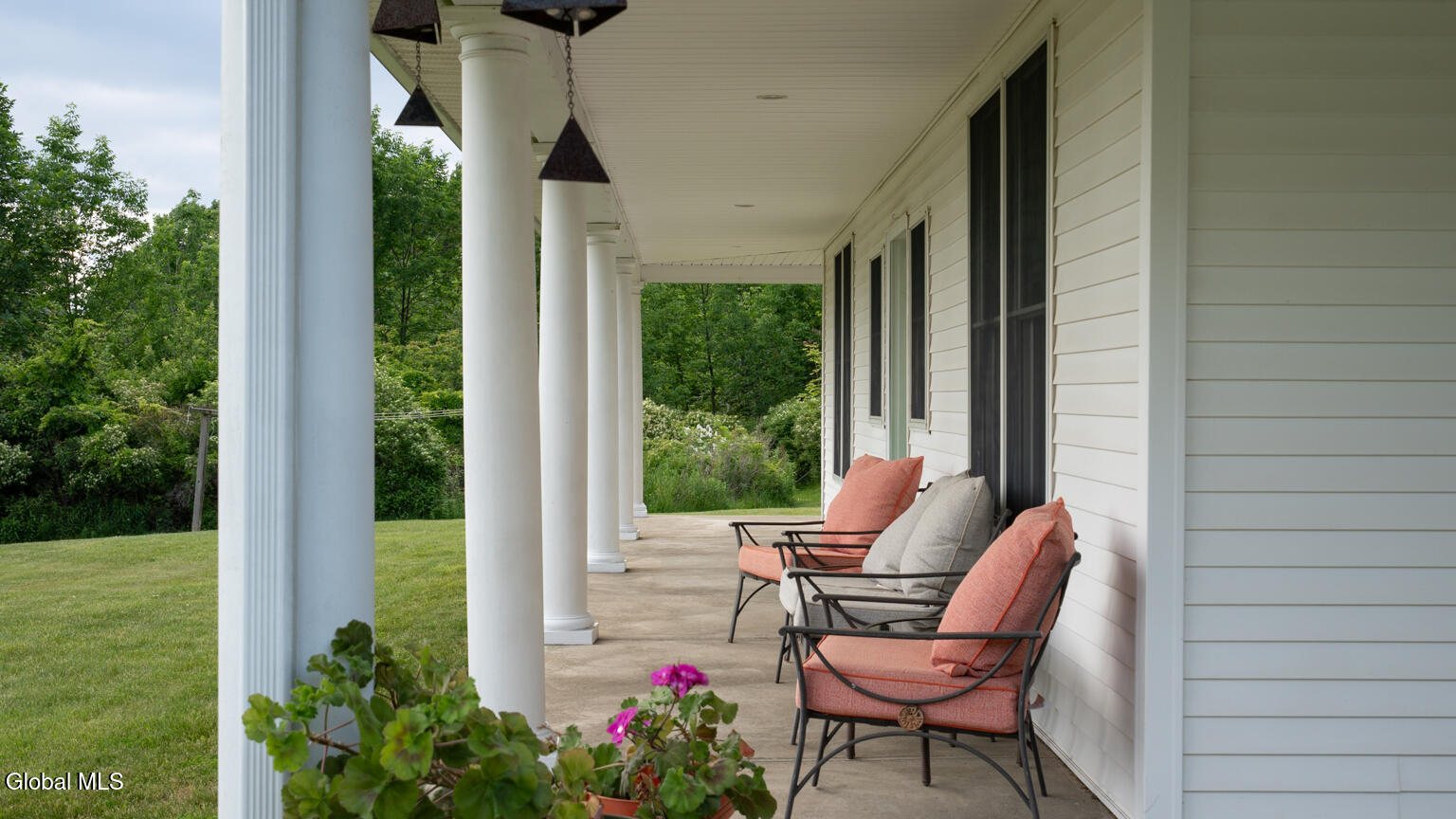 45 Stonebridge Way Poestenkill NY 12140