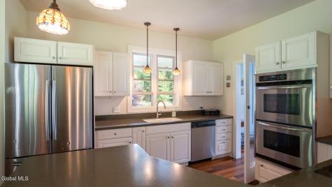 45 Stonebridge Way Poestenkill NY 12140