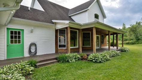 45 Stonebridge Way Poestenkill NY 12140