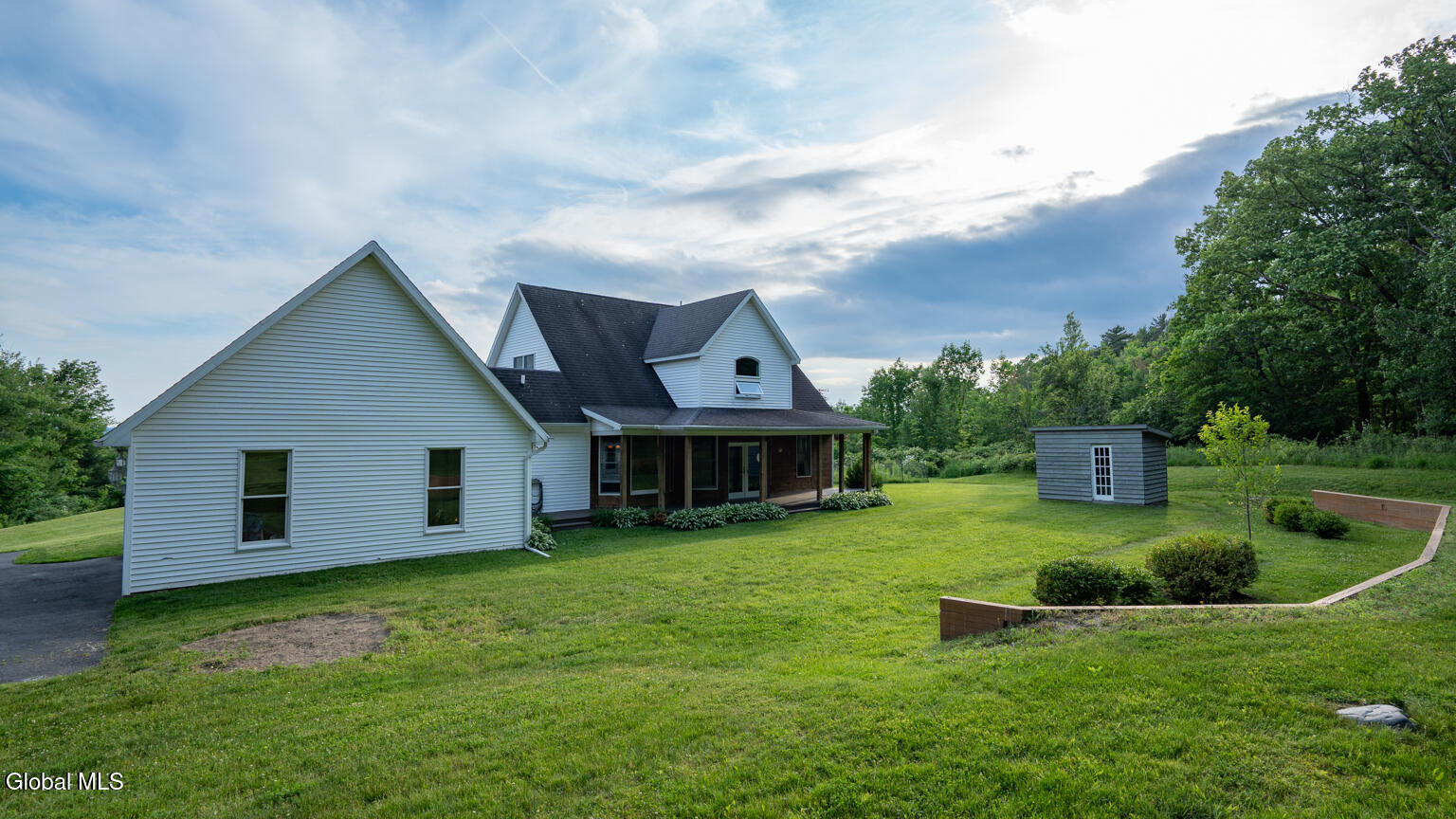45 Stonebridge Way Poestenkill NY 12140
