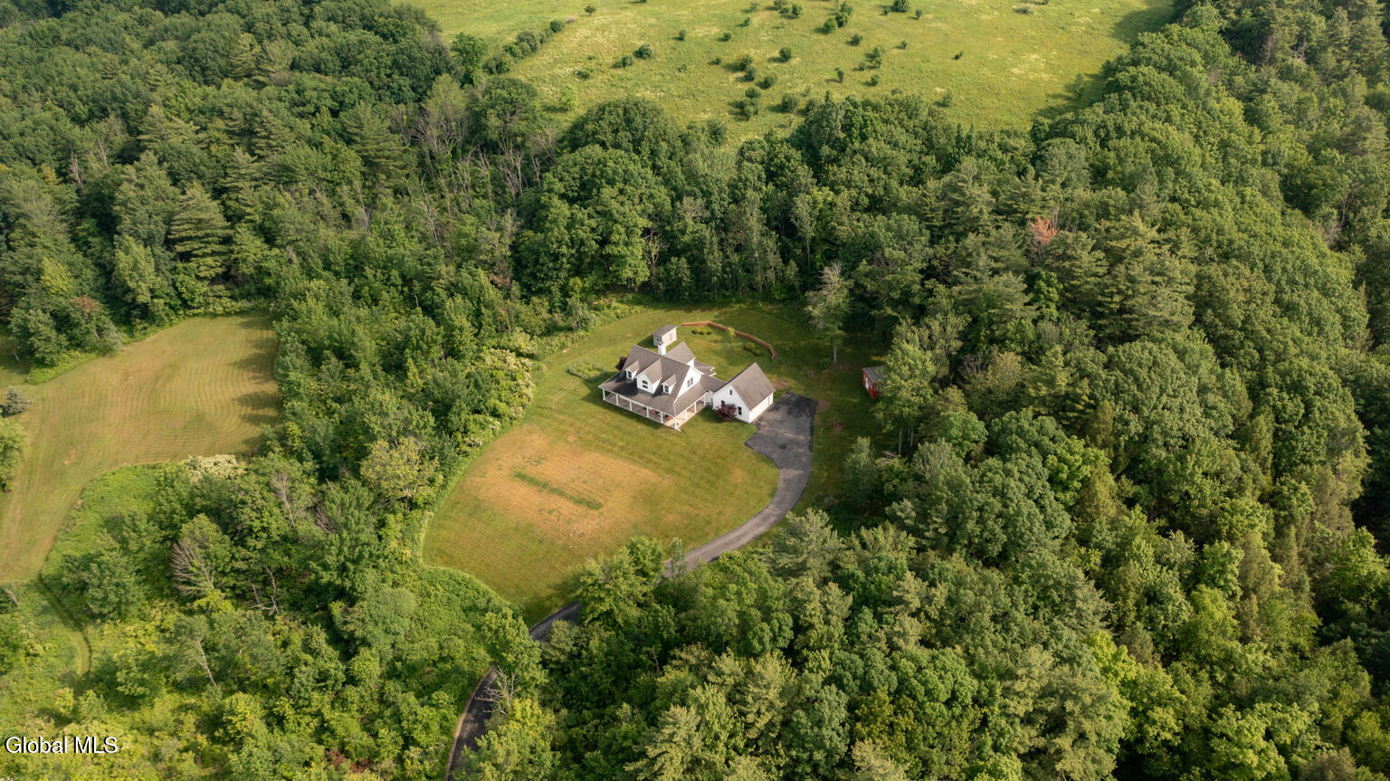 45 Stonebridge Way Poestenkill NY 12140