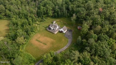 45 Stonebridge Way Poestenkill NY 12140