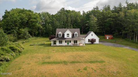 45 Stonebridge Way Poestenkill NY 12140