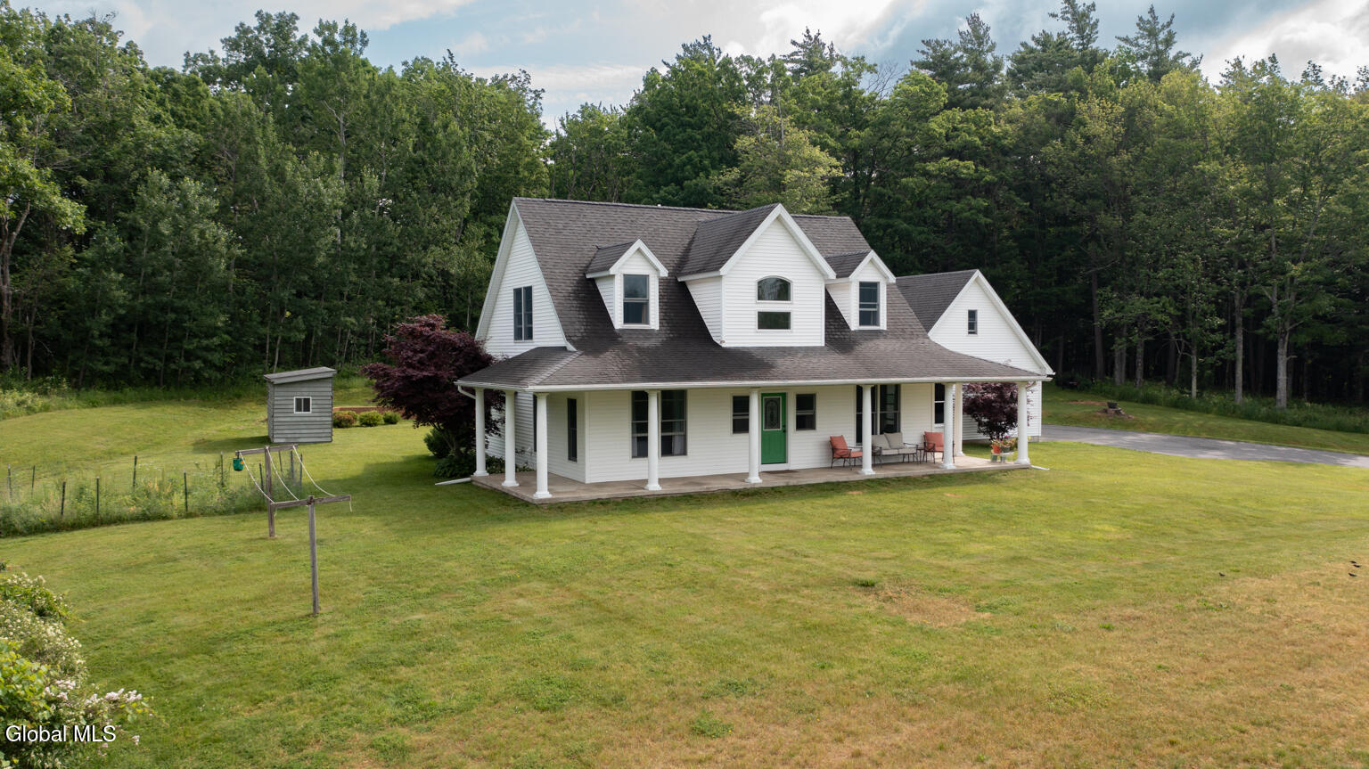 45 Stonebridge Way Poestenkill NY 12140