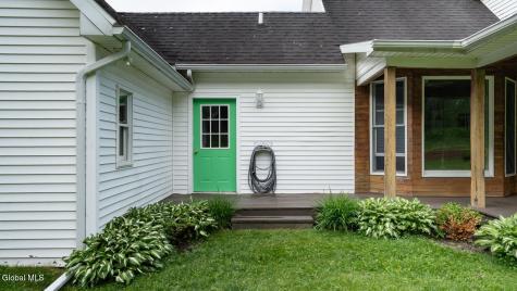 45 Stonebridge Way Poestenkill NY 12140