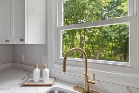 42 Gretel Terrace Ballston Lake NY 12019